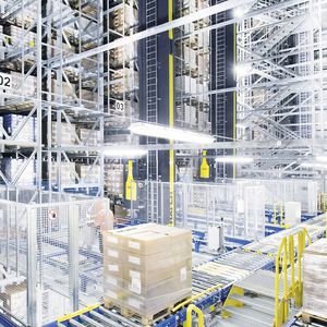 pallet shelving / modular / automated