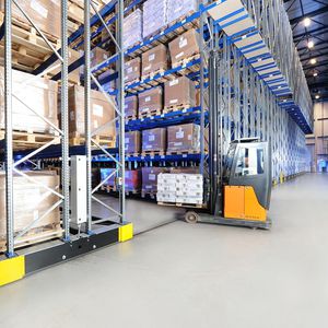 pallet shelving / storage warehouse / for heavy loads / modular