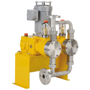 chemical pump / slurry / hydraulically-operated / sanitary