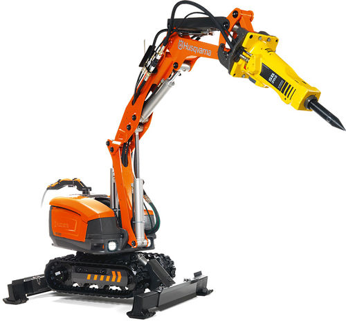 compact remote controlled demolition robot DXR 250 Husqvarna Construction Products