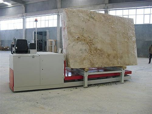 electric utility vehicle for equipment transportation Ozismak Istif Makinalari San. ve Tic. Ltd.,Sti.