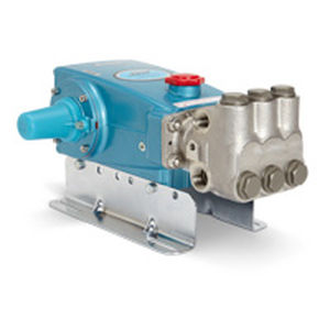 high temperature triplex plunger pump 0.5 - 60 gpm, 100 - 7 000 psi CAT PUMPS&reg;
