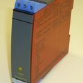 DIN rail mount programmable temperature transmitter - 4 - 20 mA, -200 °C ... +850 °C | TT530