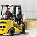 gas forklift truck / LPG / thermal / pneumatic tire - 4 000 - 7 000 lb | V47 series