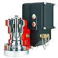 hydraulic-electric actuator / linear / valves / for radio remote control - 135 bar | LPUM