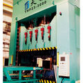 hydraulic press / forming / C-frame - 800 - 12 500 kN