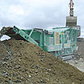 jaw crusher / mobile / crawler mounted - 225 HP (165 kw), 31 000 kg | J40