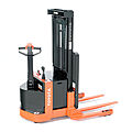 pedestrian stacker / electrical / straddle - 1 - 1.8 t | 6BSW11, 6BWS15-20