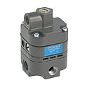 pneumatic relay - 14 scfm (396 Nl/min), max. 150 psig (10 Bar) | 200 series