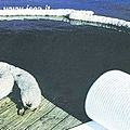 sock absorber / hydrocarbon - 120 x 100 x 240 cm