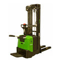 stacker with rider platform - 1 250 - 2 000 kg | S300 series