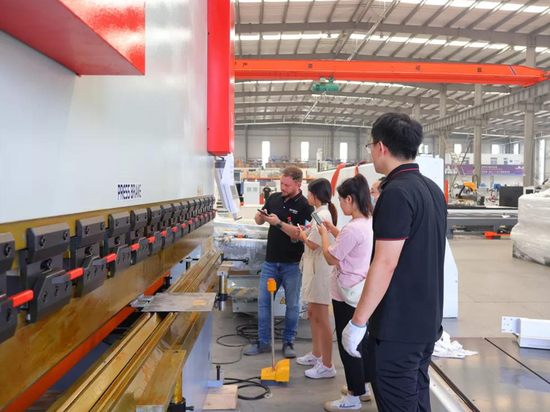 About Dxtech Fiber Laser Cutting Machine Jinan Shandong China