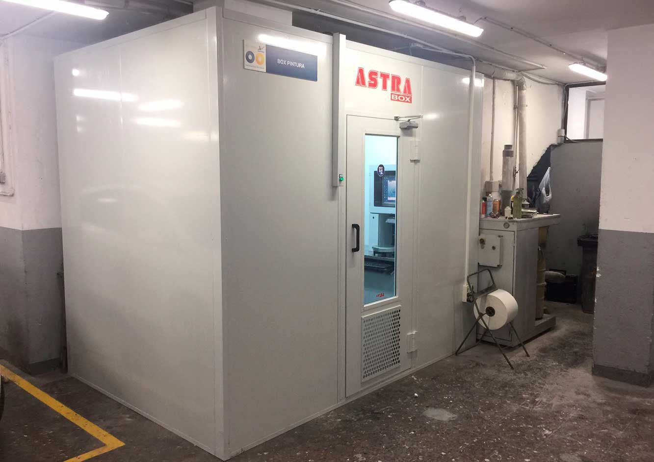 Enclosed spray booth Paint Box ASTRA for vehicles