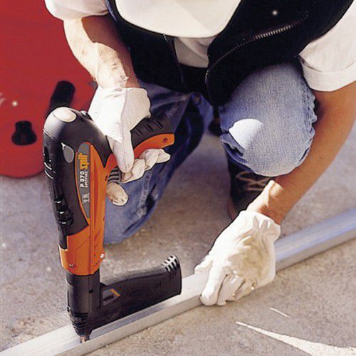 Powder Based Nail Gun For Concrete Automatic P370 C60 Spit