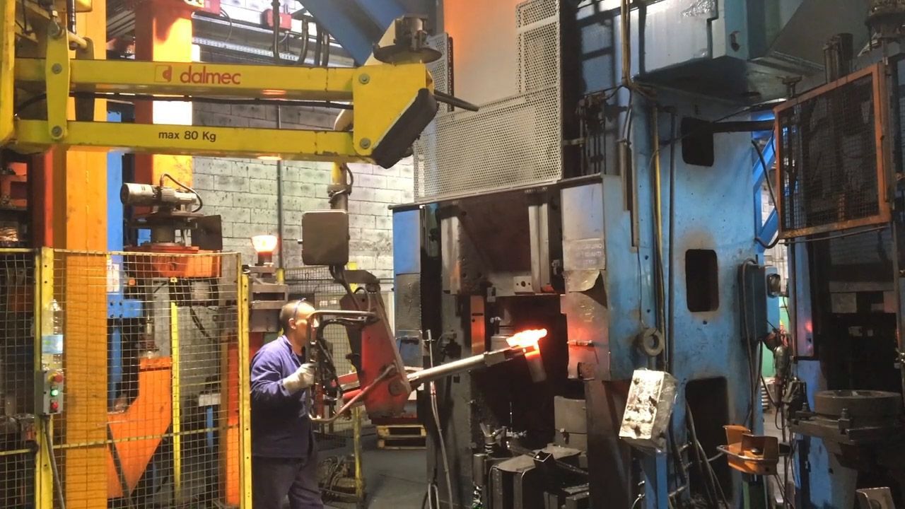 Pneumatic manipulator - DALMEC - with gripping tool / handling / parts