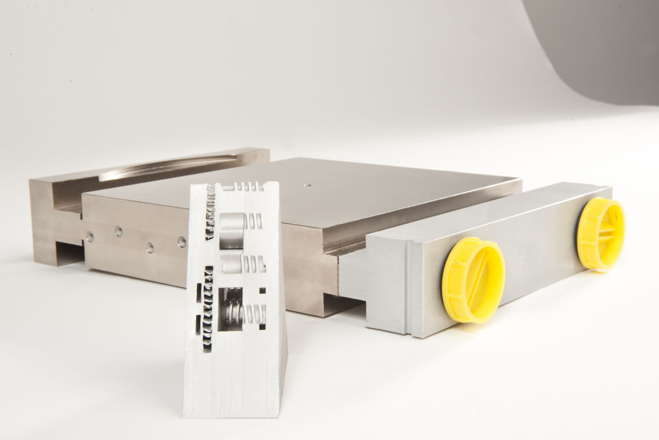 Vortex cold plate Aavid Thermalloy watercooled