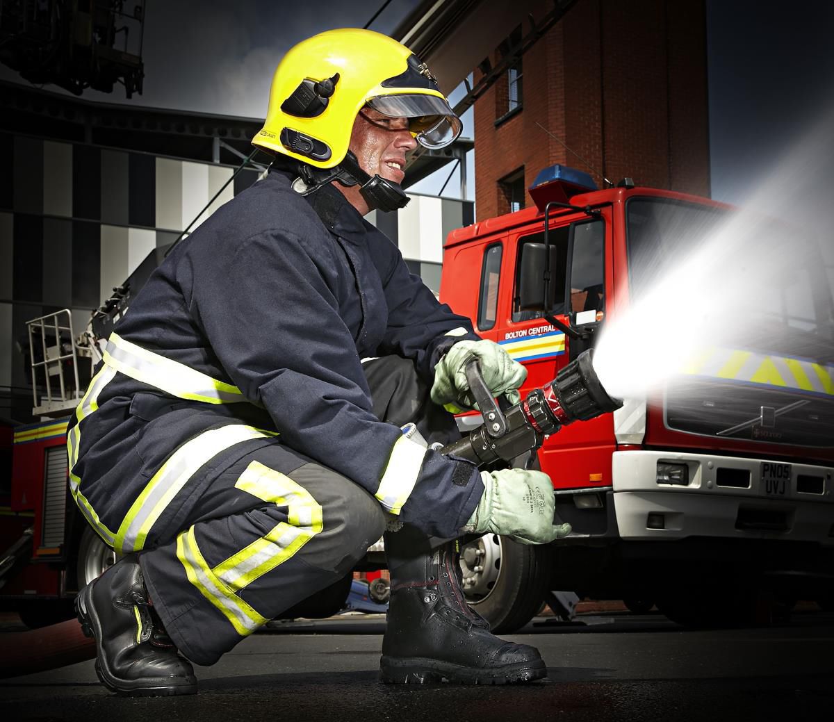 firefighter boots uk