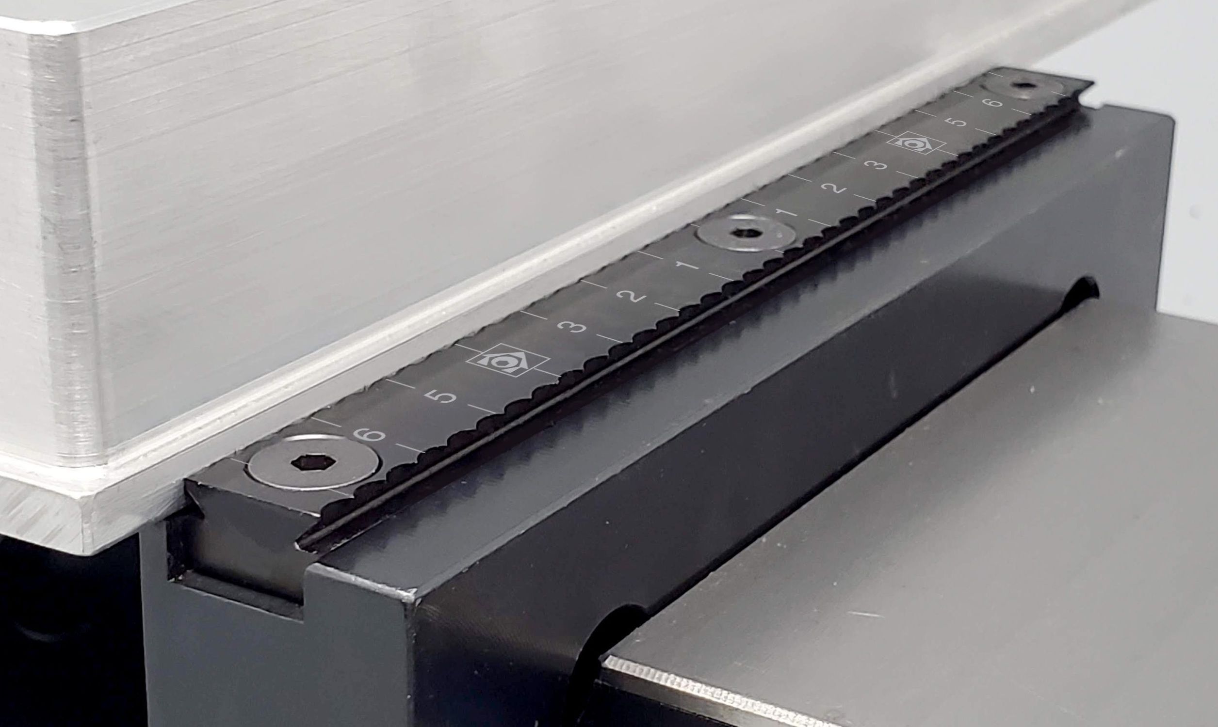 Grip Talongrip™ Mitee Bite