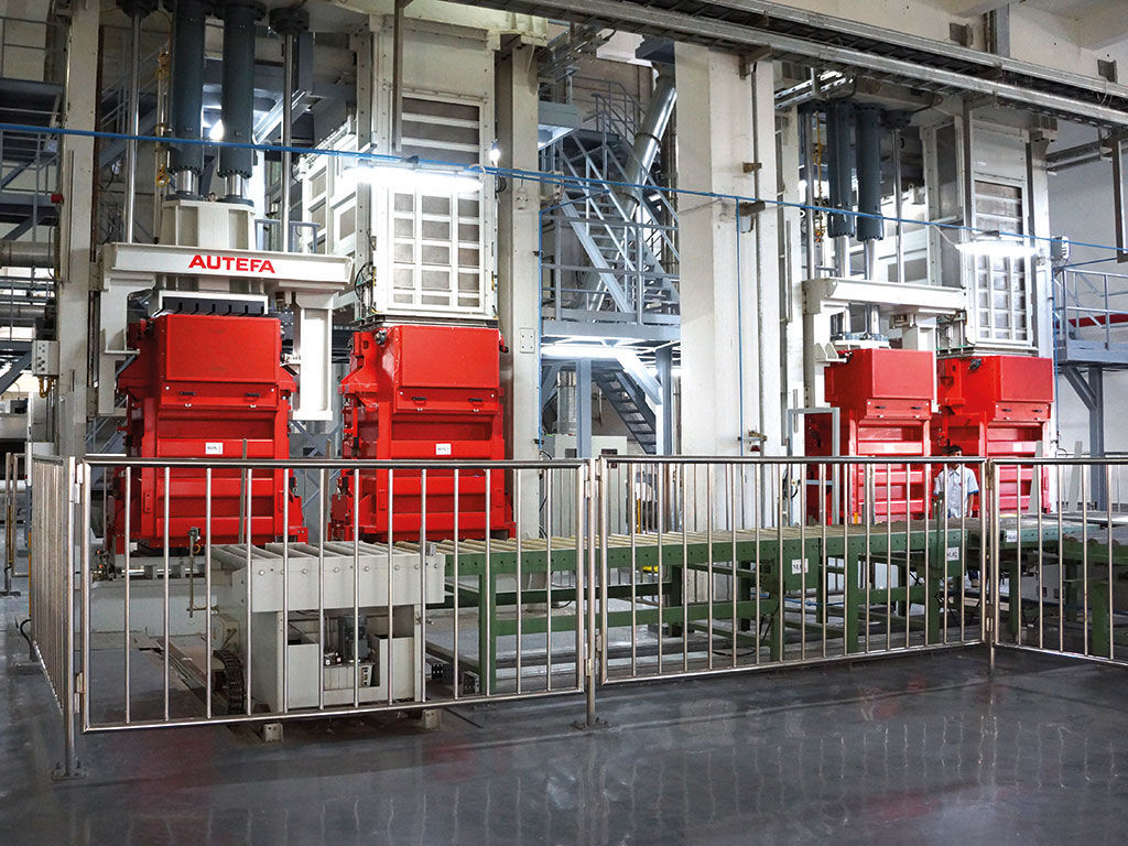 Compact baling press - LBC - AUTEFA SOLUTIONS - for textiles / vertical ...