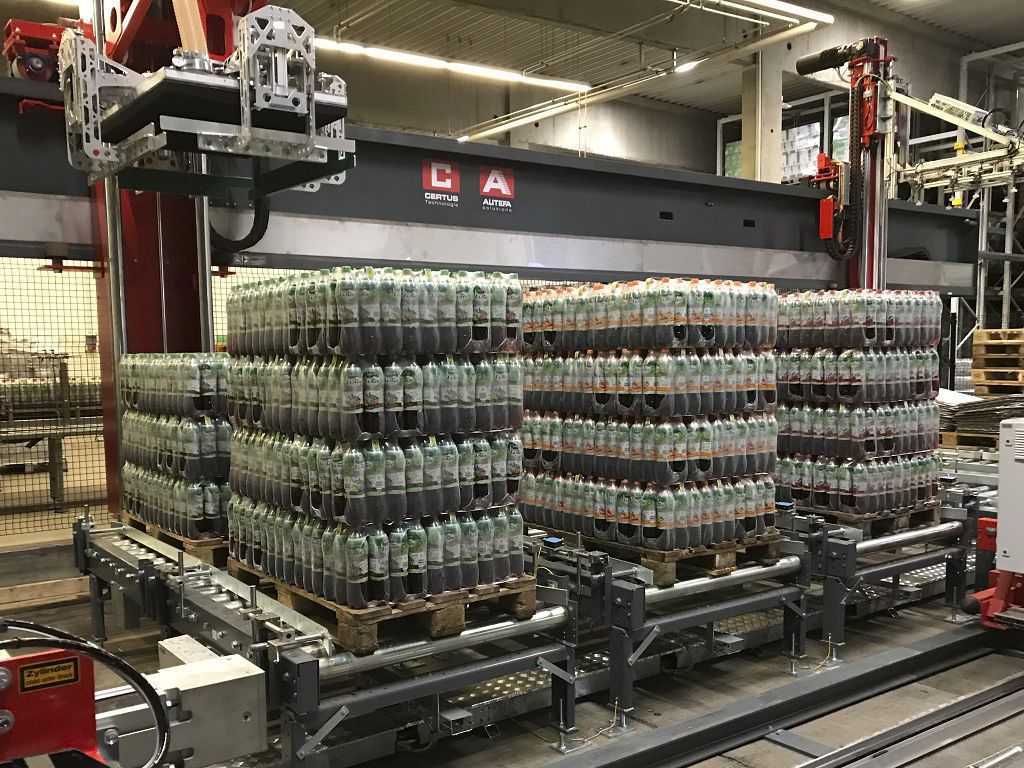 Robotized palletizer - AUTEFA SOLUTIONS - carton / automatic / continuous