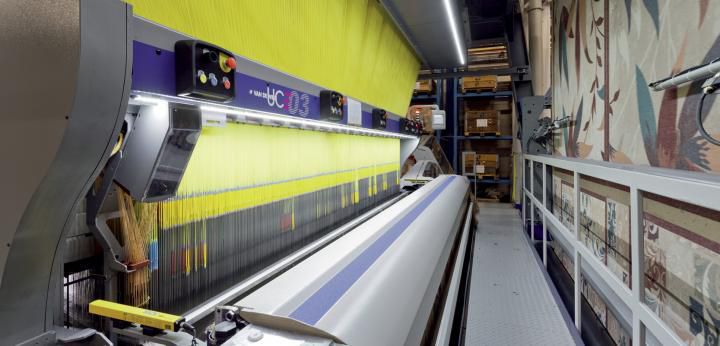 AEQCT  The new Vandewiele RCE2+ digital carpet weaving machine at ITMA 2019