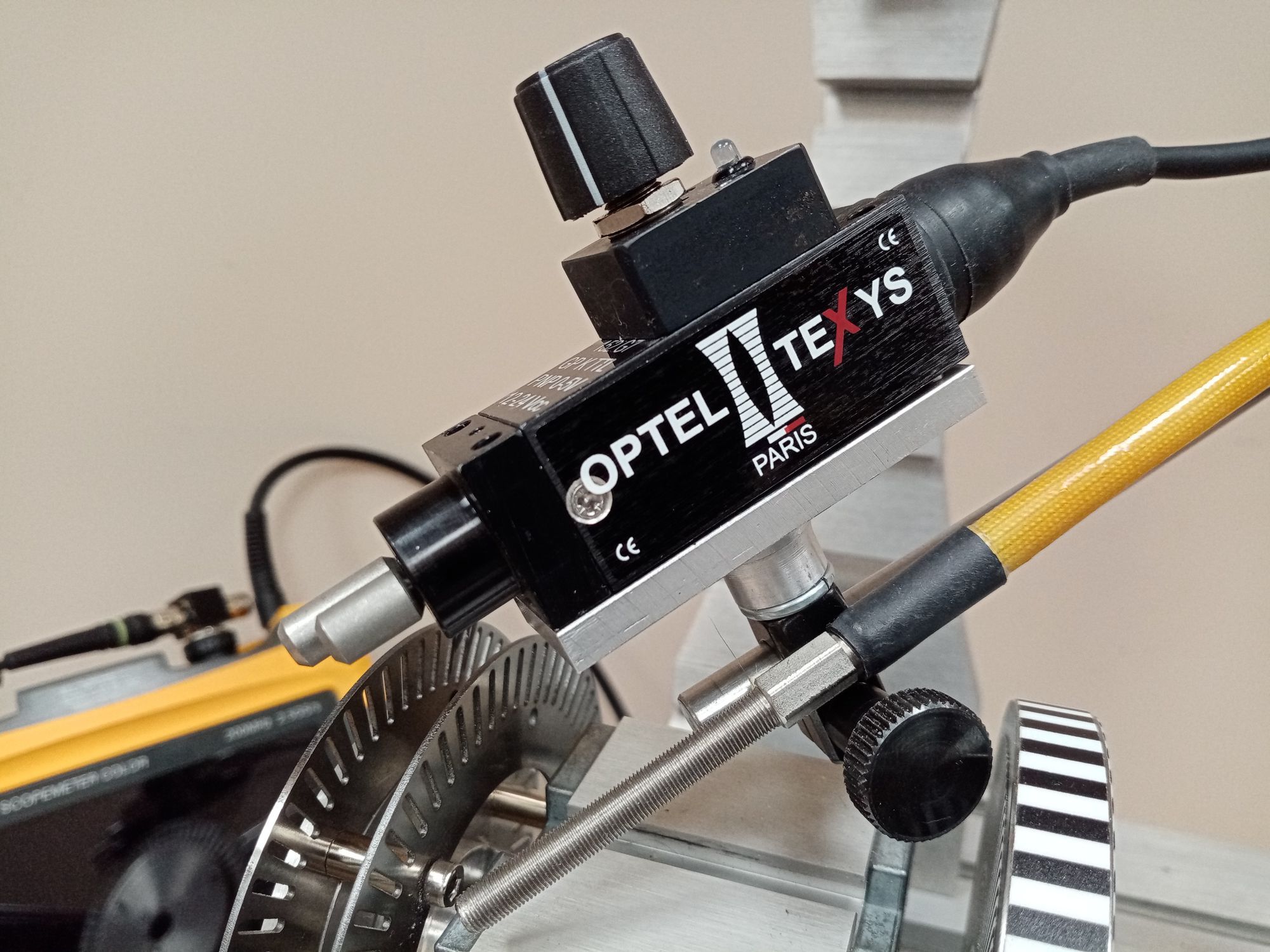 Optical speed sensor 152 G6 TEXYS digital output / noncontact