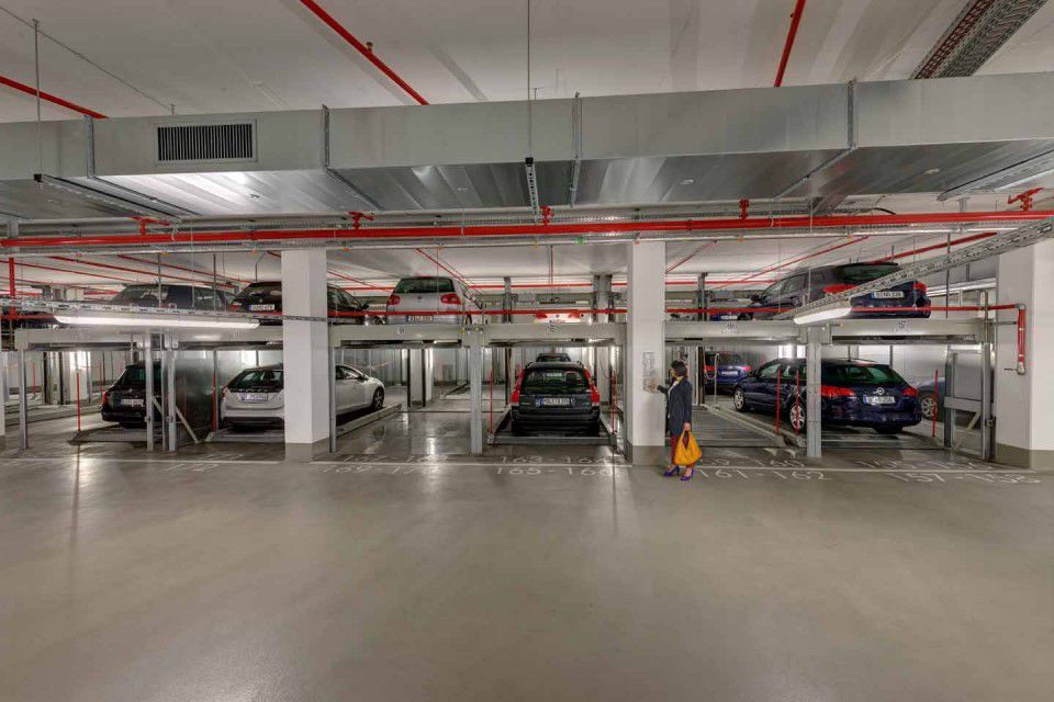 Sliding parking platform Combilift 552 Otto Wöhr GmbH 2 levels