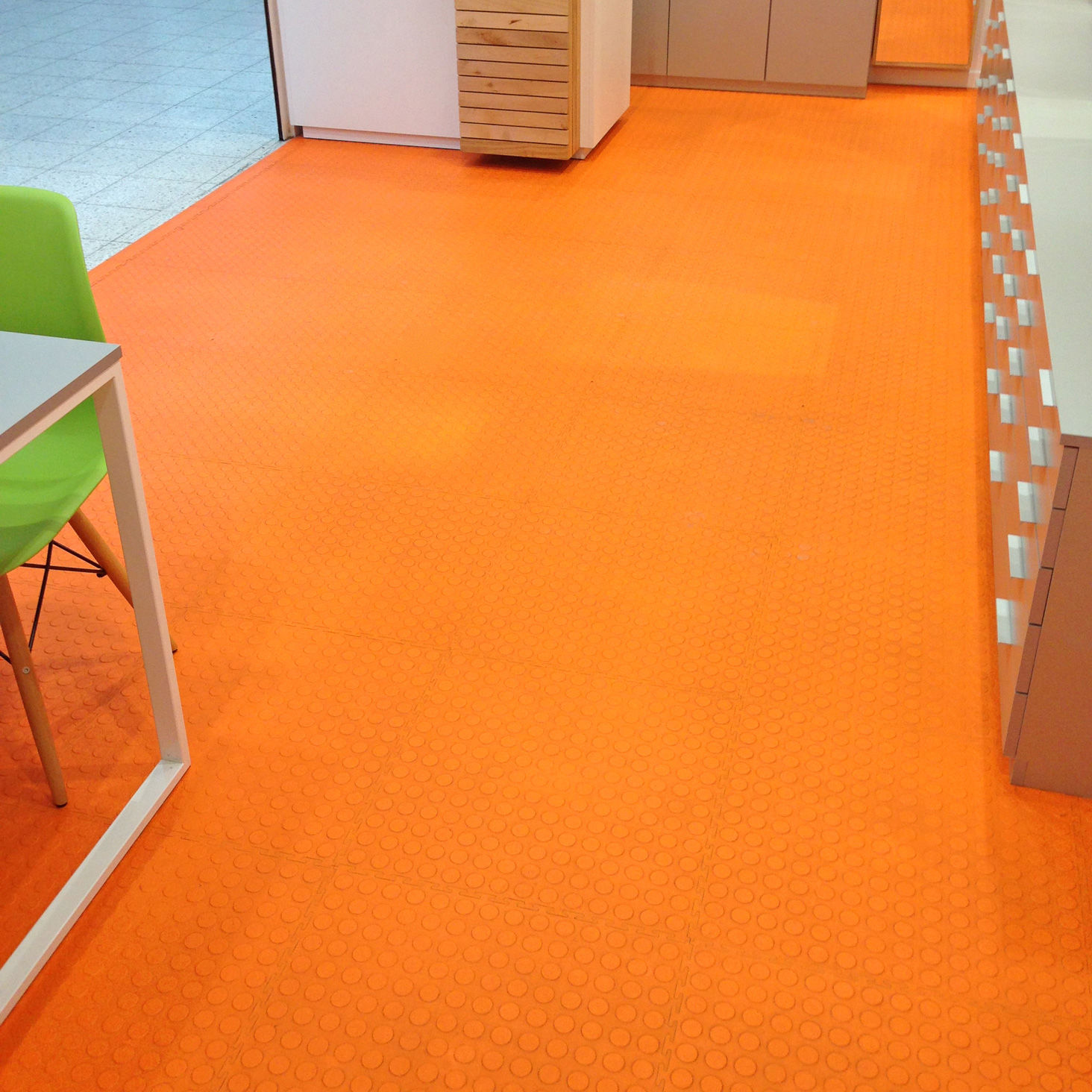Antislip floor tile RTek Manufacturing office