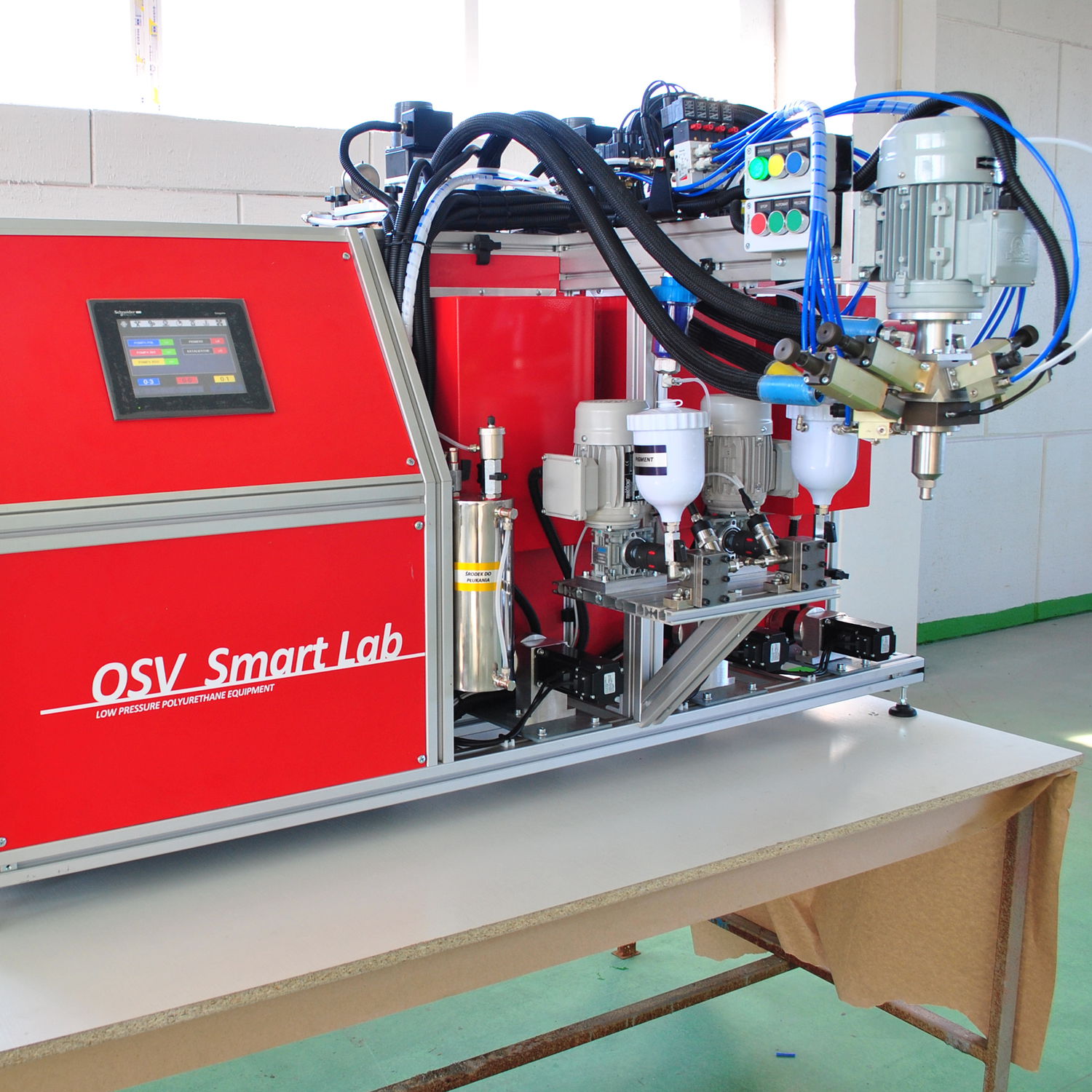 Resin mixing and metering unit SmartLab 3K OSV Technology liquid