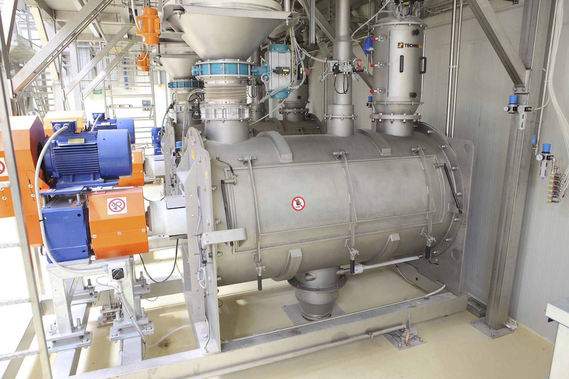 Plowshare mixer TECHNOSILOS batch / solid / powder