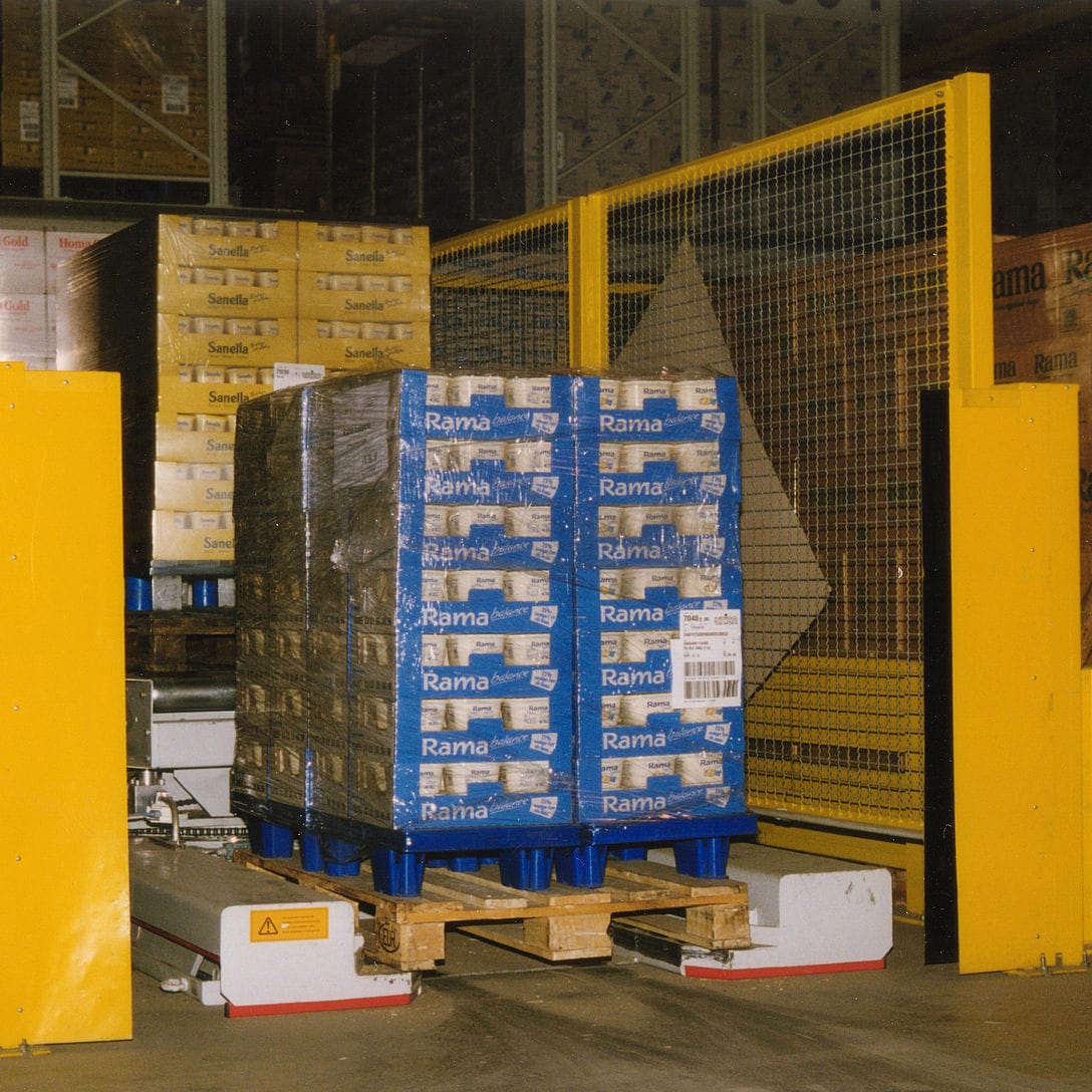 Pallet loading and unloading system - ETP - Dynalserg, S.L. - automatic ...