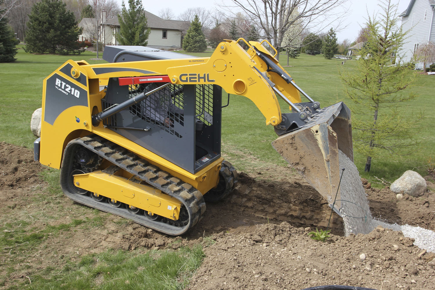 Compact tracked loader RT210 Gehl
