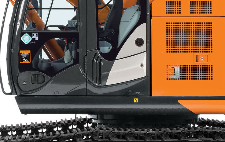 Short tail swing excavator - ZX135US-6 - Deere-Hitachi