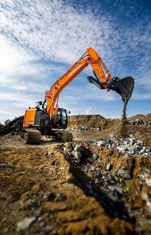Short tail swing excavator - ZX245USLC-6 - Deere-Hitachi