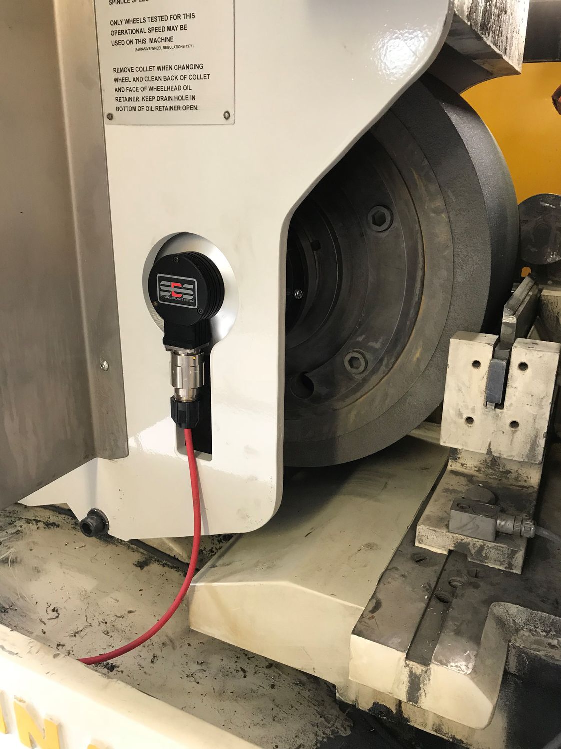 Automatic balancing system / dynamic / for grinding wheels / for