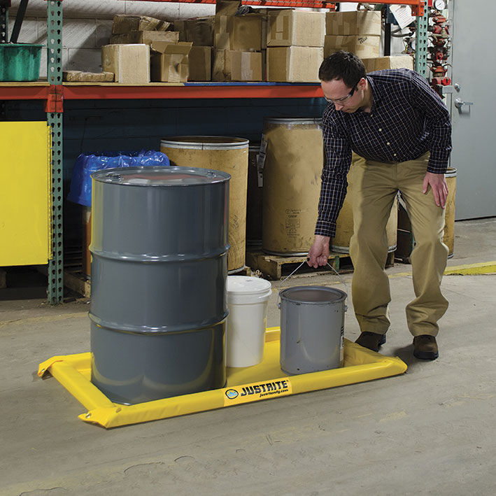 Berm Container Flexible spill containment berm - 2840 - Justrite Safety Group