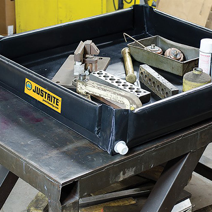 Flexible spill containment berm 2844 Justrite Safety Group