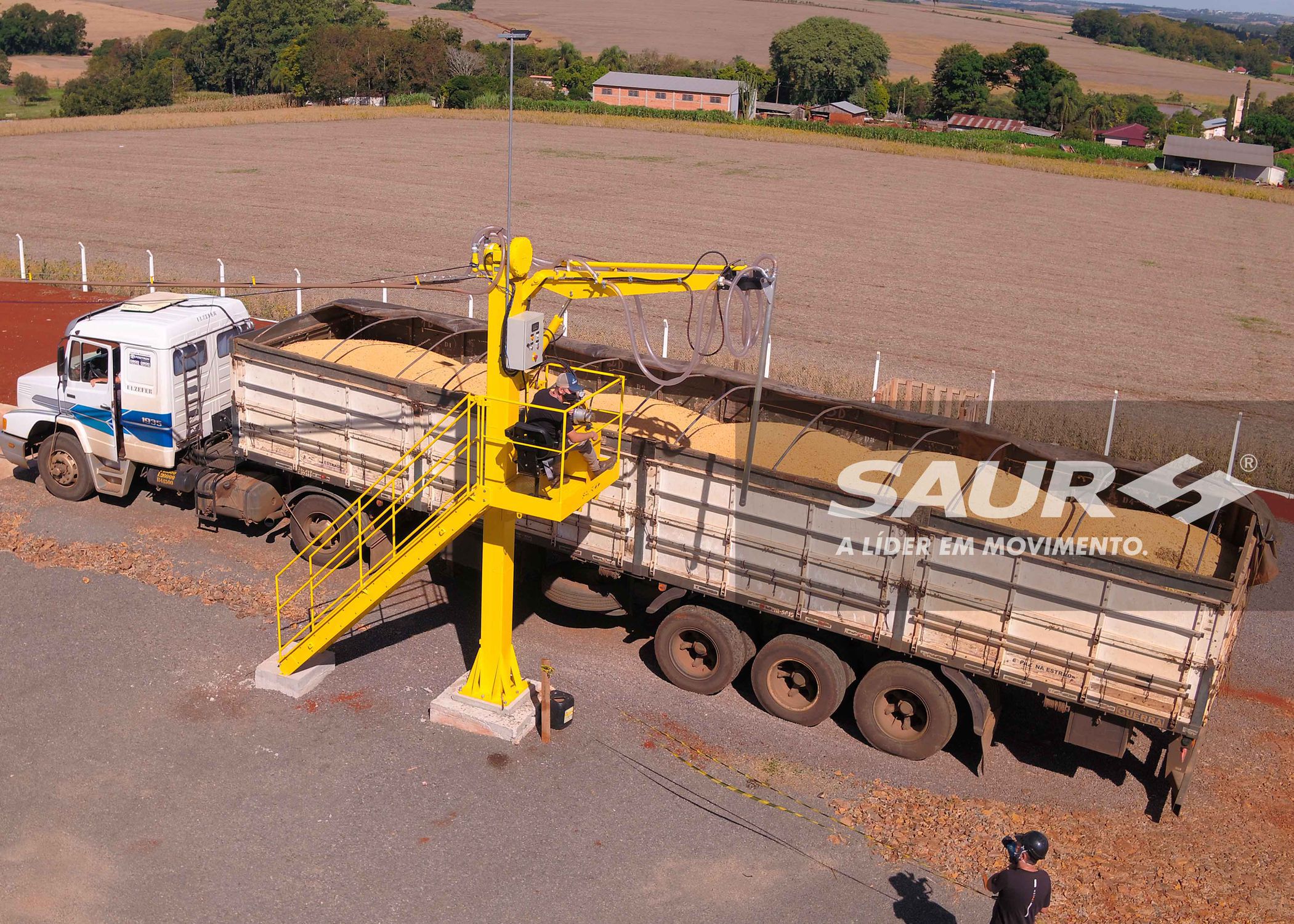 Bulk material sample collector - Saur