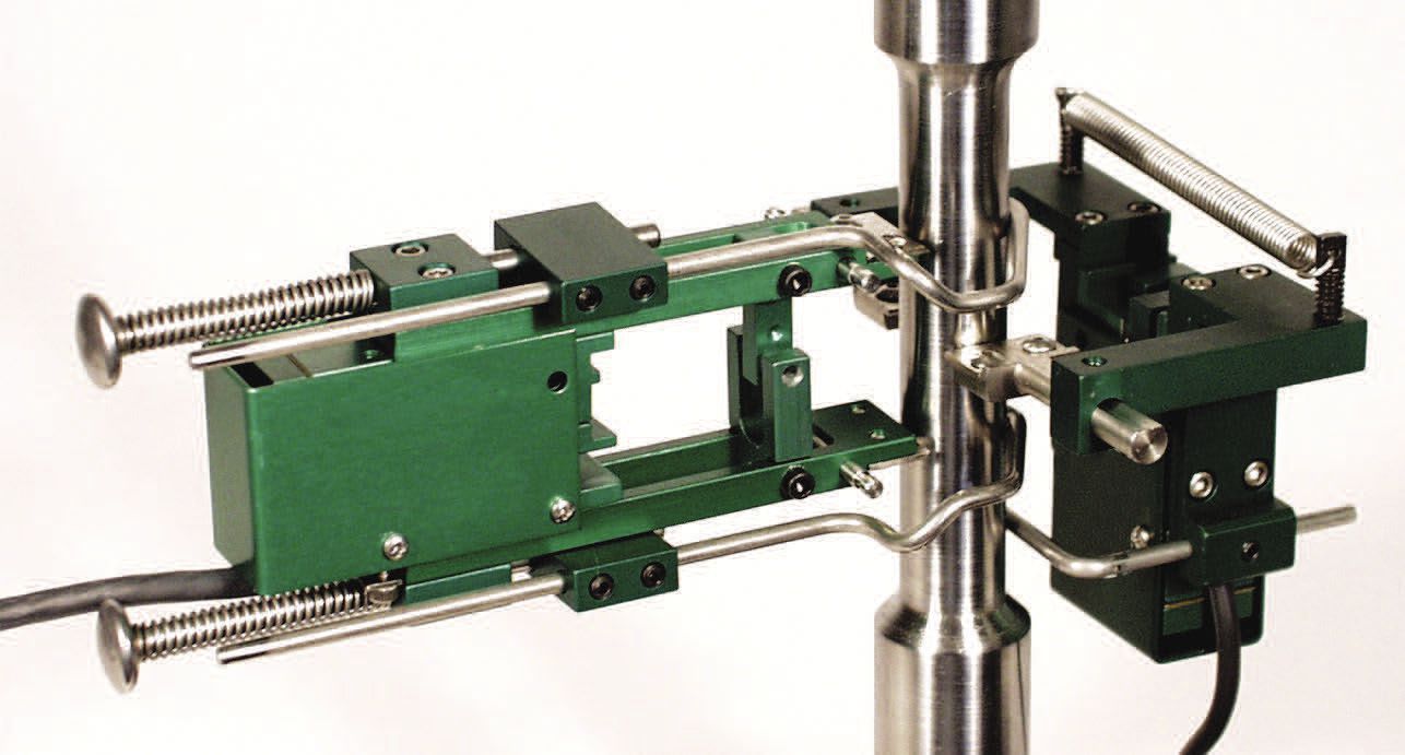 Strain gauge extensometer Tinius Olsen