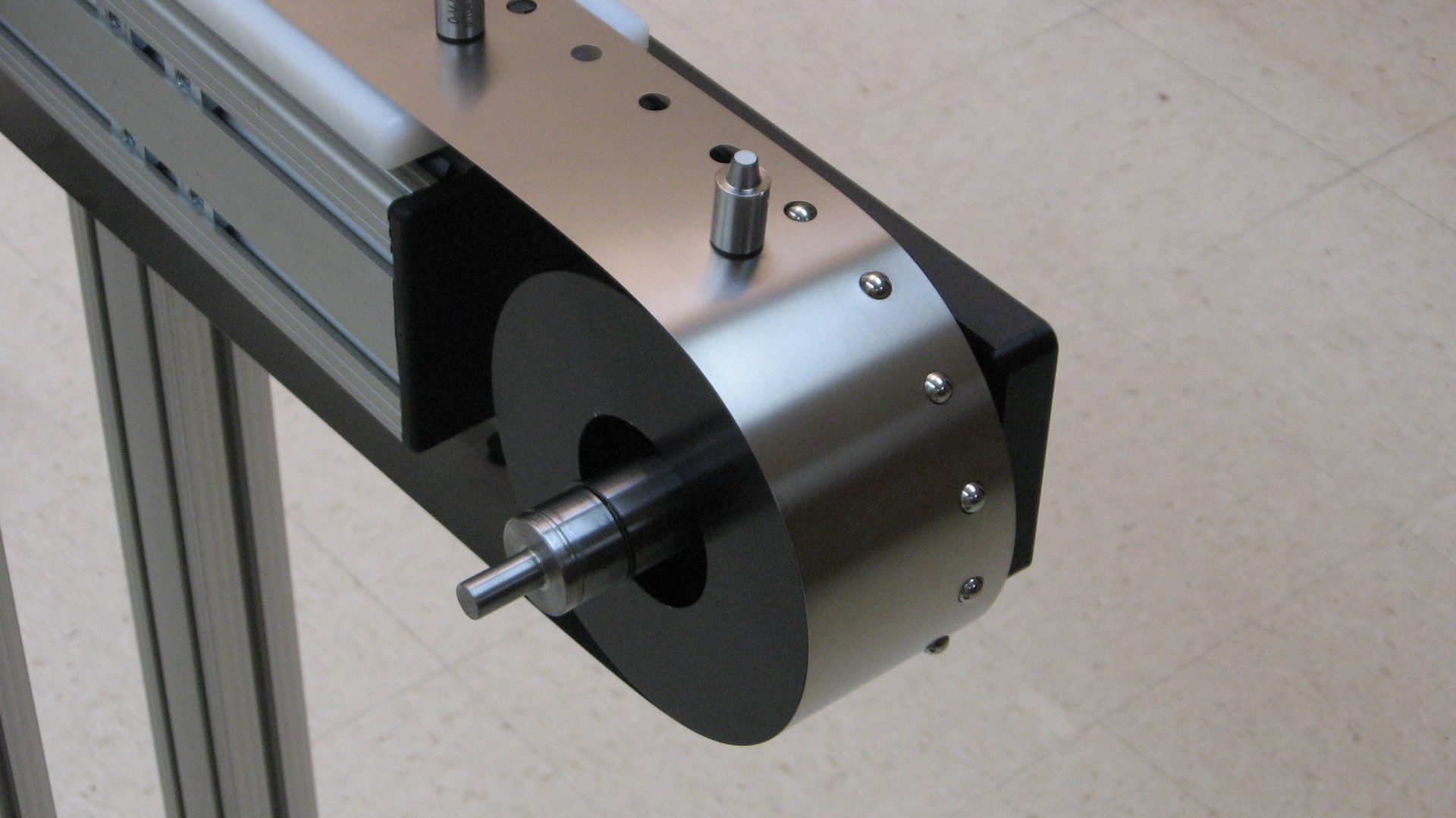 Timing pulley Belt Technologies Europe Limited toothed / flat belt