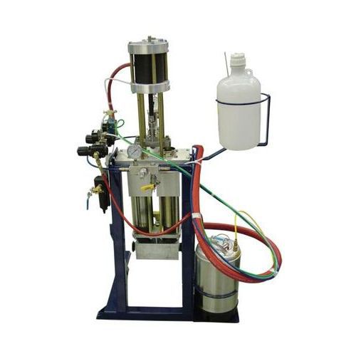 Resin mixing and metering unit Magnum Venus Products volumetric