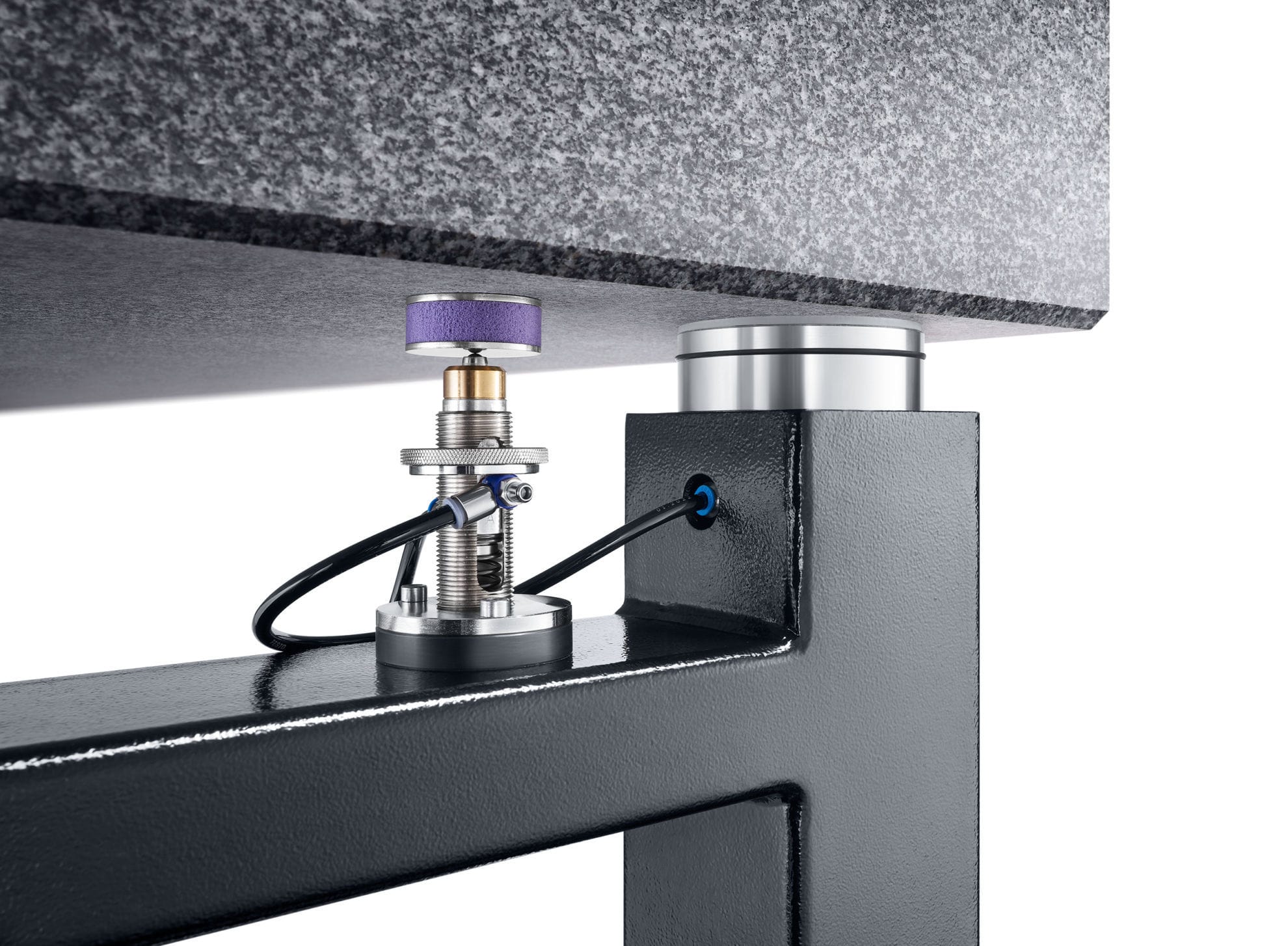 Lowfrequency vibration isolation table LTH 6050OC Bilz Vibration