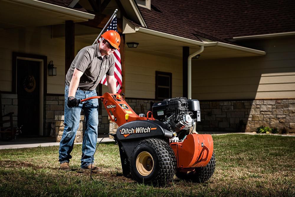 Walk behind vibratory plow 100SX The Charles Machine Works, Inc
