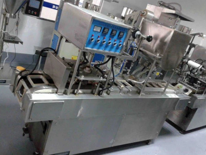 Automatic filling and sealing machine CFS02 Guangzhou Chaoxian Packing Machine Co., Ltd