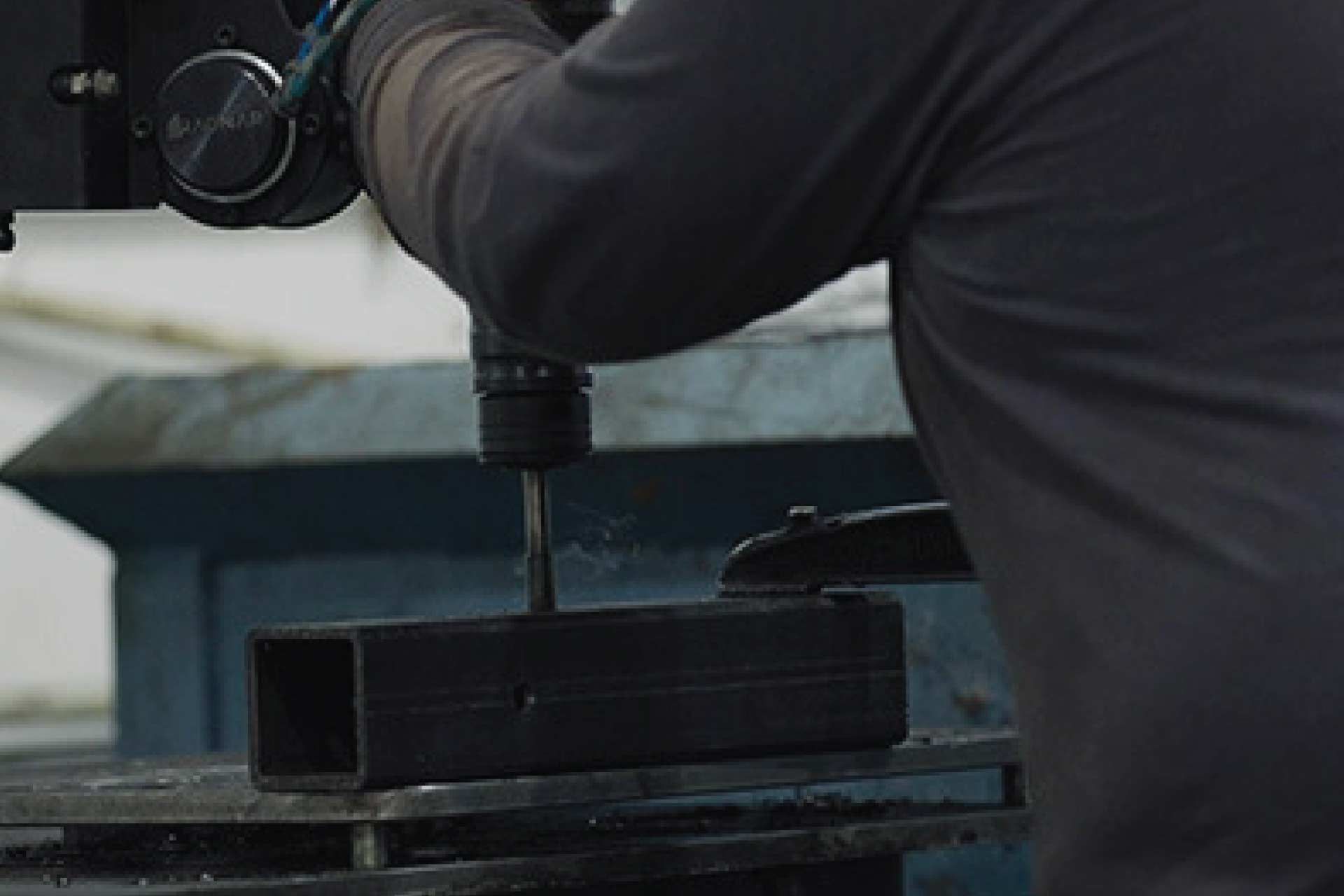 Machine Threading On Metal Metal threading machining - COVERTEK