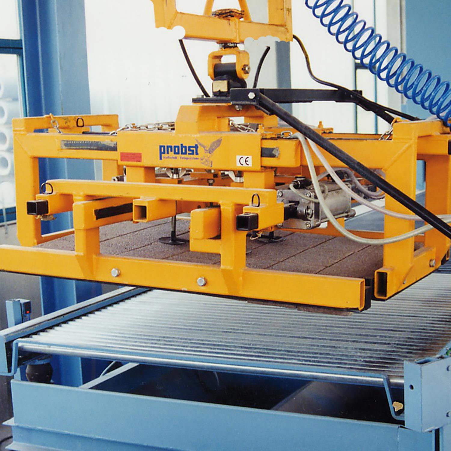 Pneumatic clamping system ATZP series Probst GmbH for part palleting