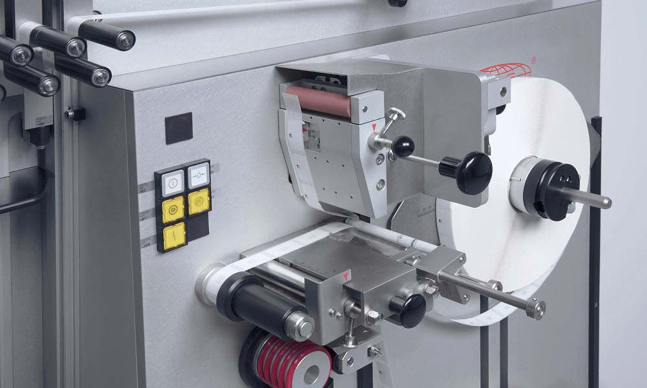 Paper roll splicing machine ESE 9752 Bausch + Ströbel