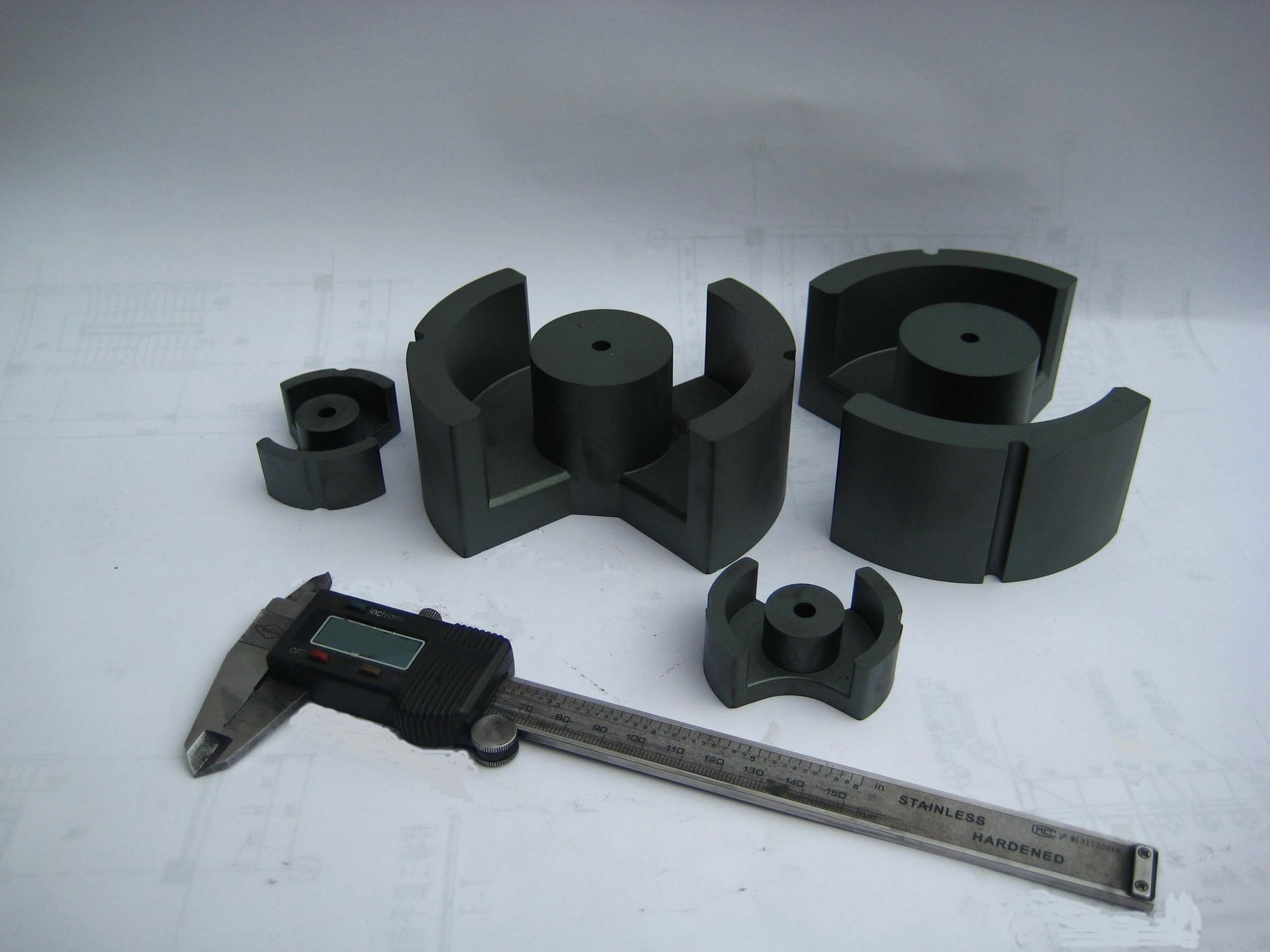 PM-type Ferrite Core - PM Series - Nanjing Hengchuang Magnetic ...