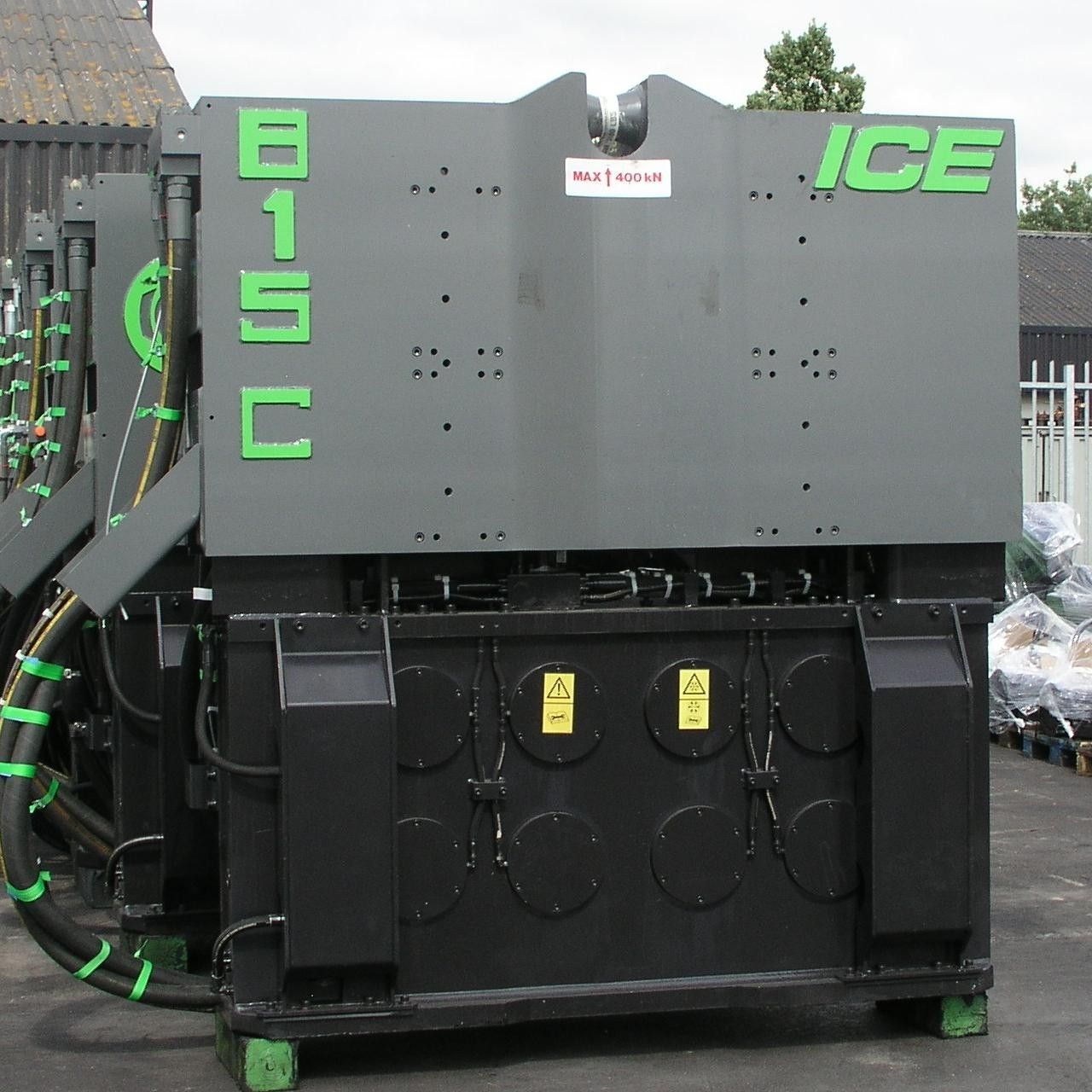 Hydraulic Pile Driver 815C International Construction Equipment BV
