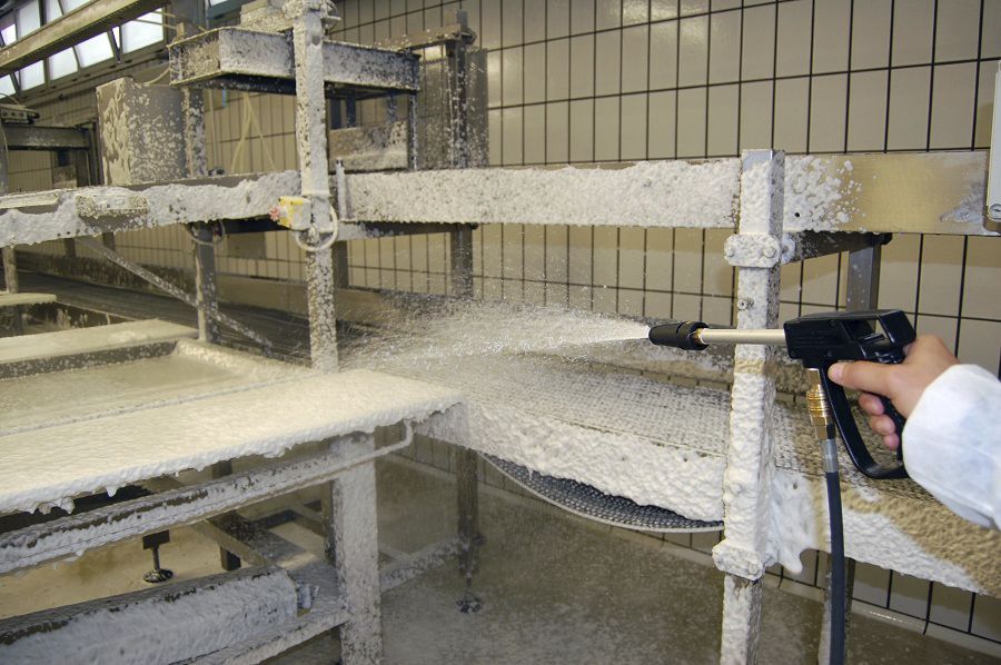 Cooling tower cleaning foamer - NETBIO 200 - IBL Specifik